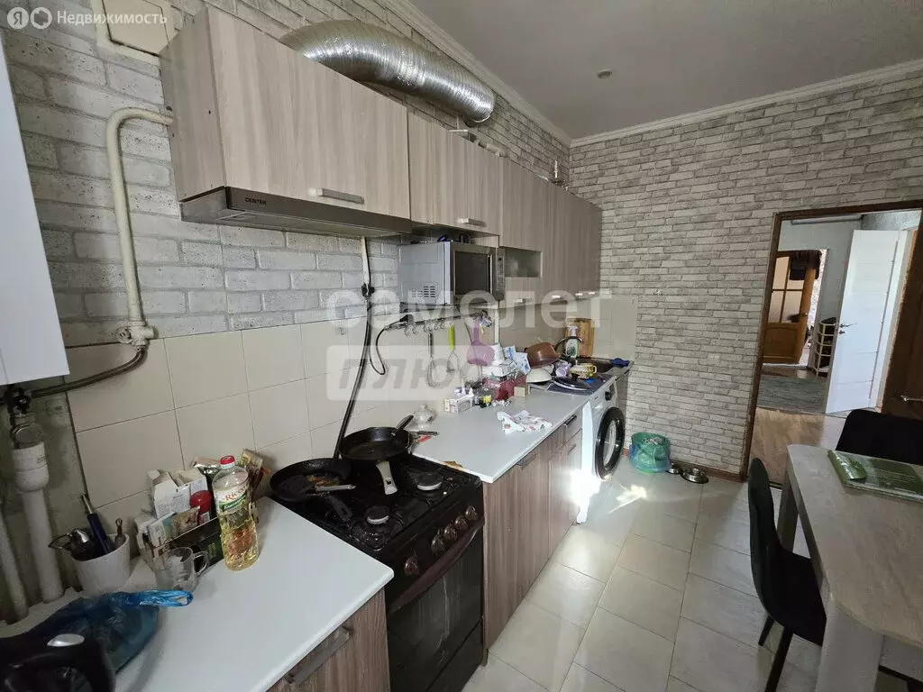 3-комнатная квартира: Краснодар, улица имени Дзержинского, 10 (60.5 м) - Фото 2