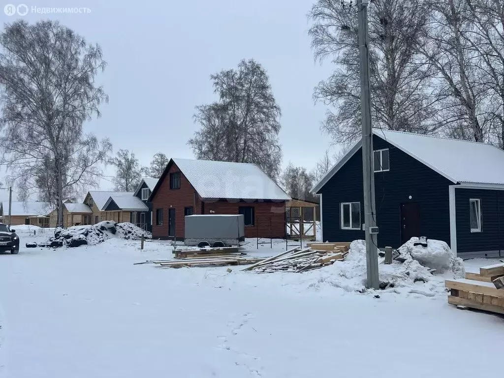 Дом в Первомайский район, посёлок Новый, Изумрудная улица (70 м) - Фото 1