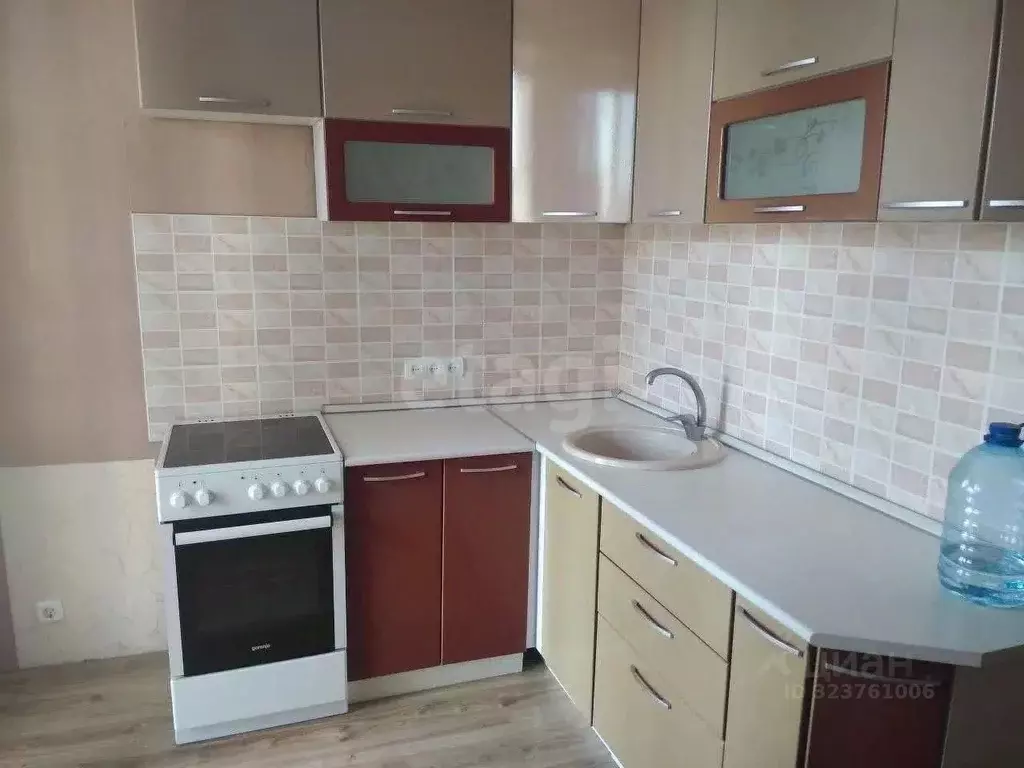 1-к кв. Оренбургская область, Оренбург Загородное ш., 14 (39.3 м) - Фото 1