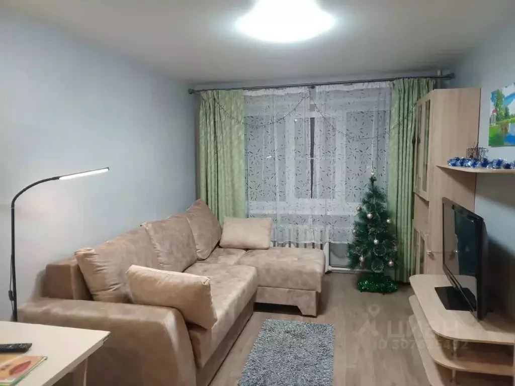 1-к кв. Псковская область, Псков ул. Максима Горького, 9 (38.0 м) - Фото 2