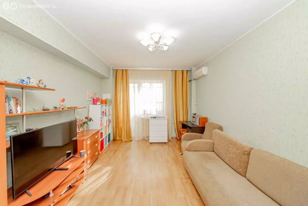 1-комнатная квартира: Хабаровск, улица Гамарника, 64 (46.2 м) - Фото 0