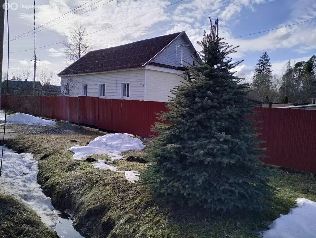 Дом в Новгородская область, рабочий посёлок Крестцы, Лесная улица ... - Фото 0