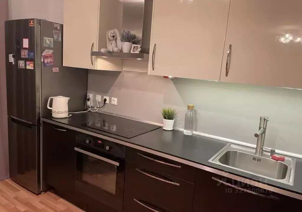 Студия Свердловская область, Екатеринбург ул. Бакинских Комиссаров, ... - Фото 1