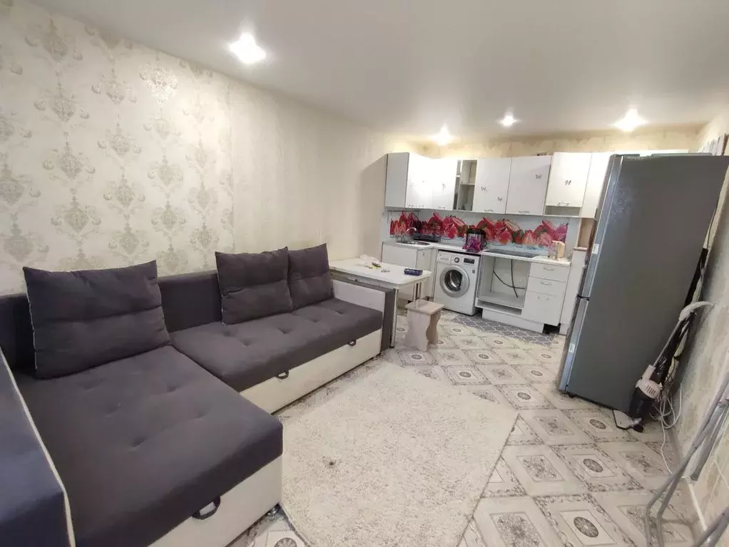 1-к кв. Тюменская область, Тюмень Волгоградская ул., 103 (30.0 м) - Фото 1