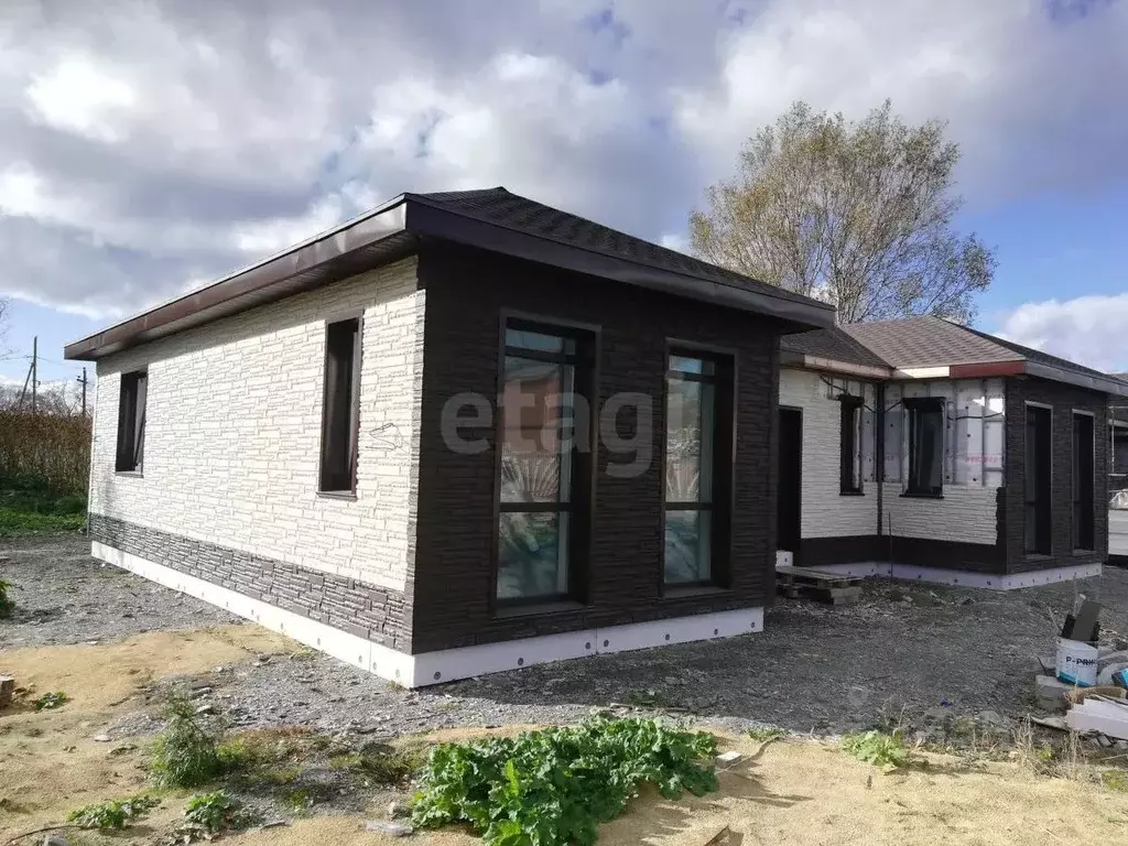 Дом в Сахалинская область, Южно-Сахалинск Ново-Александровск п/р, ул. ... - Фото 1