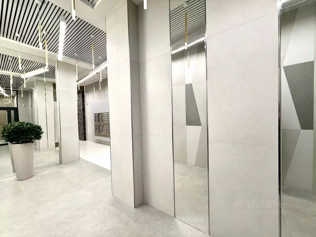 3-к кв. Кировская область, Киров ул. Воровского, 97 (67.6 м) - Фото 2