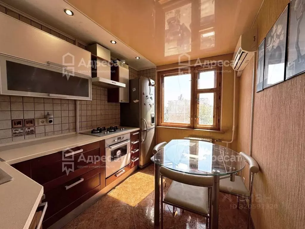 2-к кв. Волгоградская область, Волжский ул. 40 лет Победы, 46 (51.4 м) - Фото 0