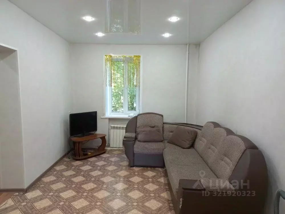 2-к кв. Кемеровская область, Новый Городок пгт ул. Глинки, 9 (39.3 м) - Фото 1