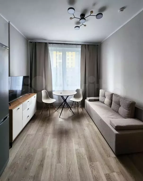 1-к. квартира, 37 м, 4/24 эт. - Фото 0