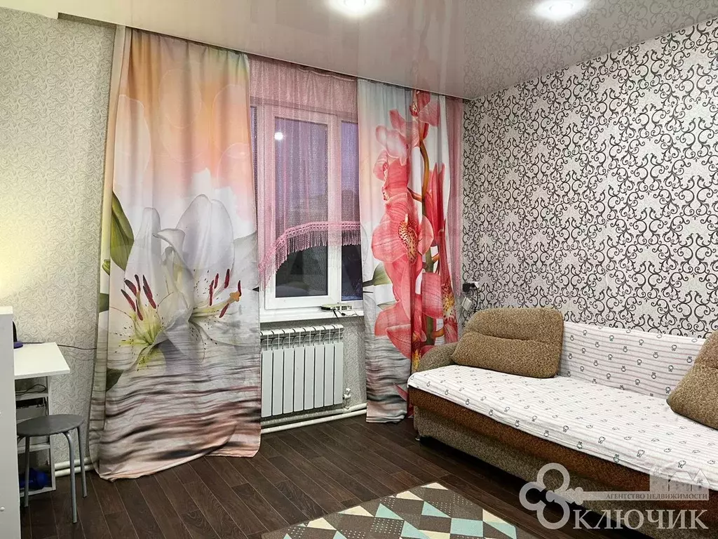 3-к. квартира, 60м, 1/1эт. - Фото 1