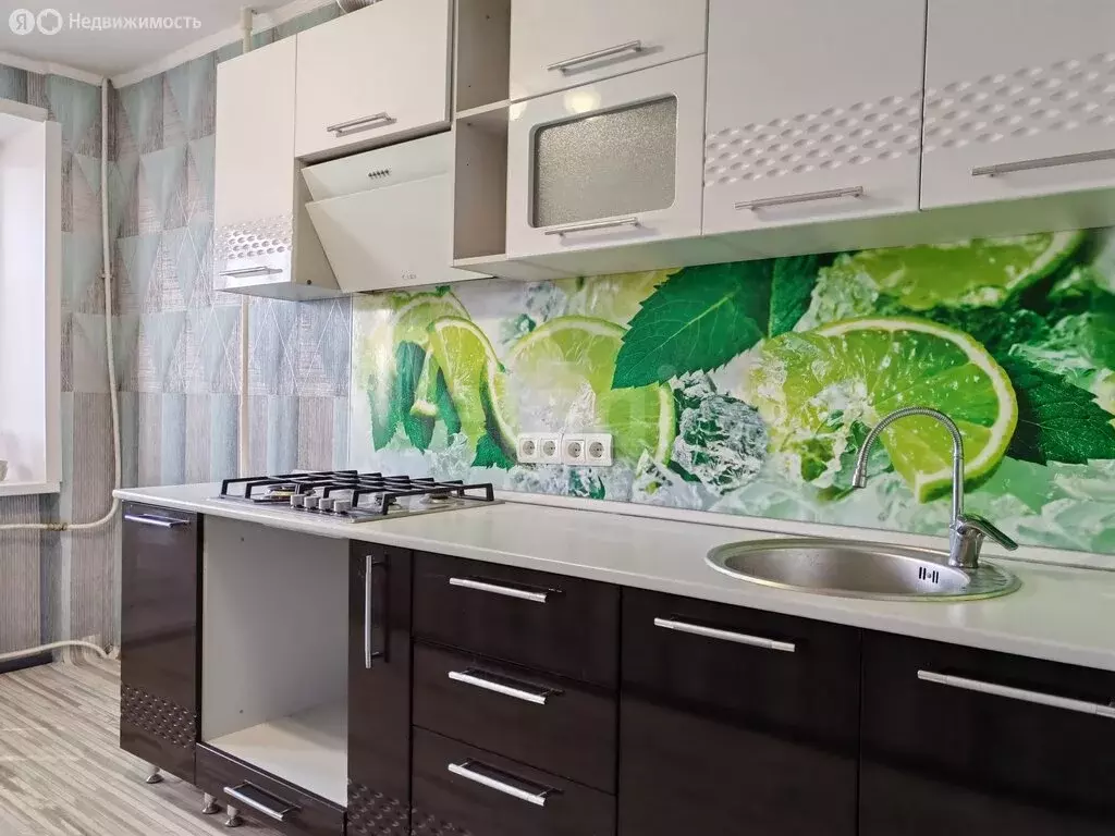 2-комнатная квартира: Саратов, улица ДОС, 2 (50 м) - Фото 1