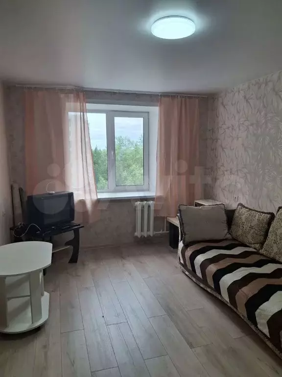 Комната 14 м в 5-к., 6/9 эт. - Фото 0