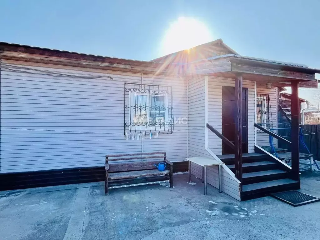 Дом в Бурятия, Улан-Удэ Пищевая ул., 11А (70 м) - Фото 1