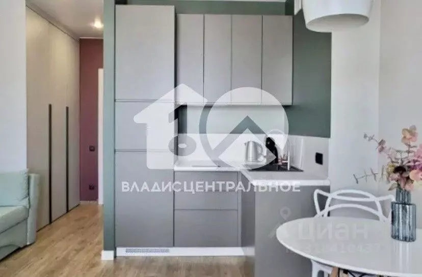 1-к кв. Новосибирская область, Новосибирск ул. Некрасова, 41 (27.4 м) - Фото 0