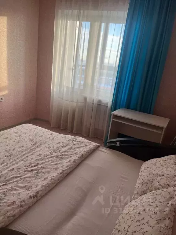 2-к кв. Башкортостан, Уфа ул. Комарова, 8 (70.0 м) - Фото 1