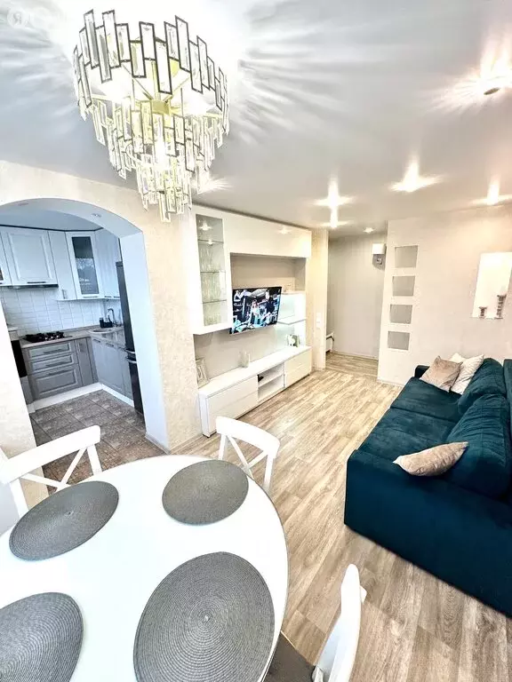 3-комнатная квартира: Гатчина, улица 7-й Армии, 10А (56 м) - Фото 2