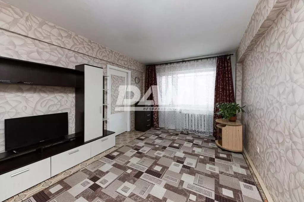 2-к кв. Челябинская область, Челябинск ул. Дзержинского, 109 (44.9 м) - Фото 0