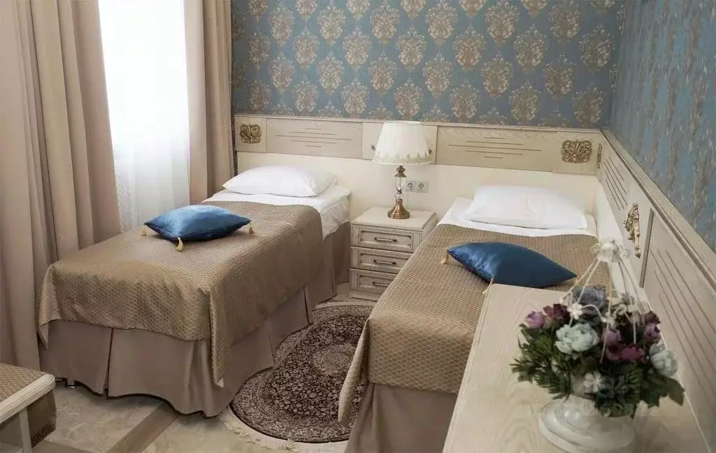 Комната Ставропольский край, Кисловодск Курортный бул., 4 (20.0 м) - Фото 1