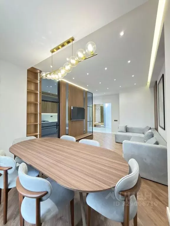 2-к кв. Татарстан, Казань ул. Сибгата Хакима, 62 (90.0 м) - Фото 1