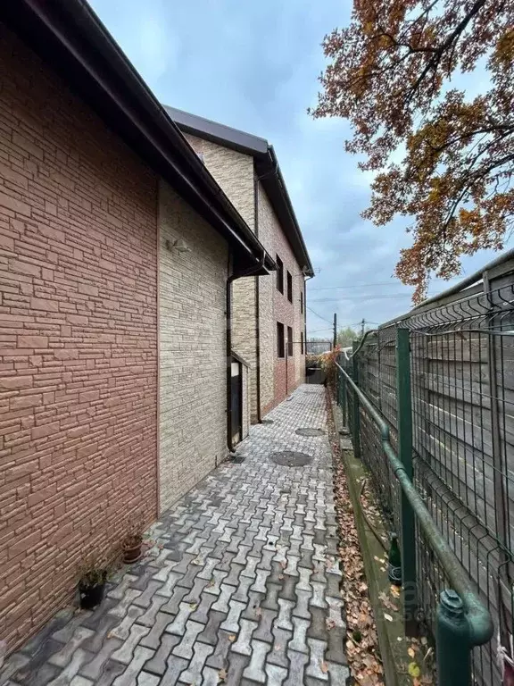 Дом в Московская область, Люберцы городской округ, Красково пгт ул. ... - Фото 2