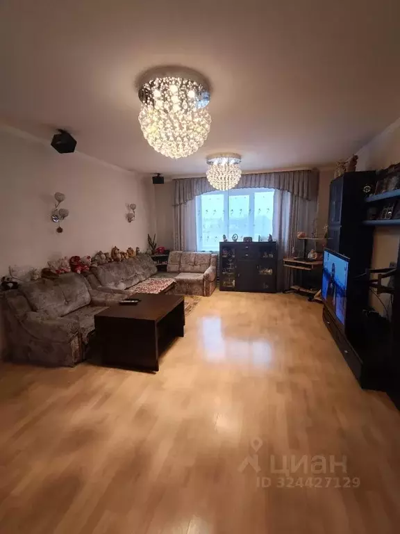 3-к кв. Омская область, Омск Пригородная ул., 15 (75.0 м) - Фото 1