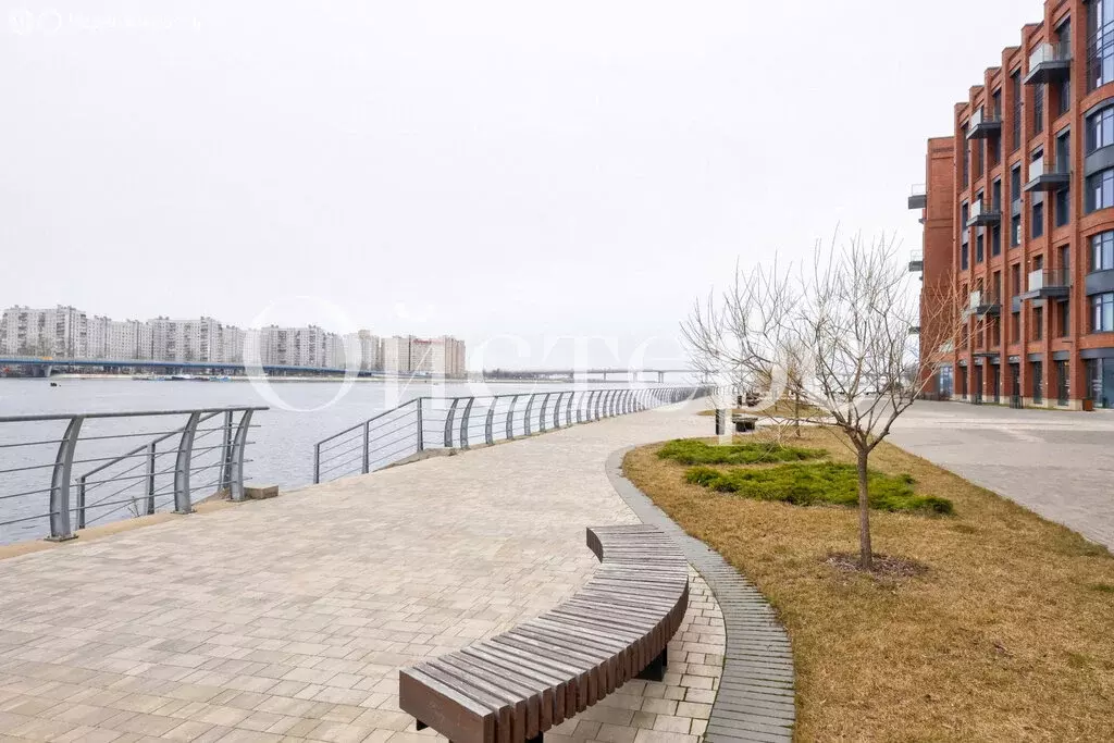 2-комнатная квартира: Санкт-Петербург, Петровская коса, 6к1 (85 м) - Фото 1