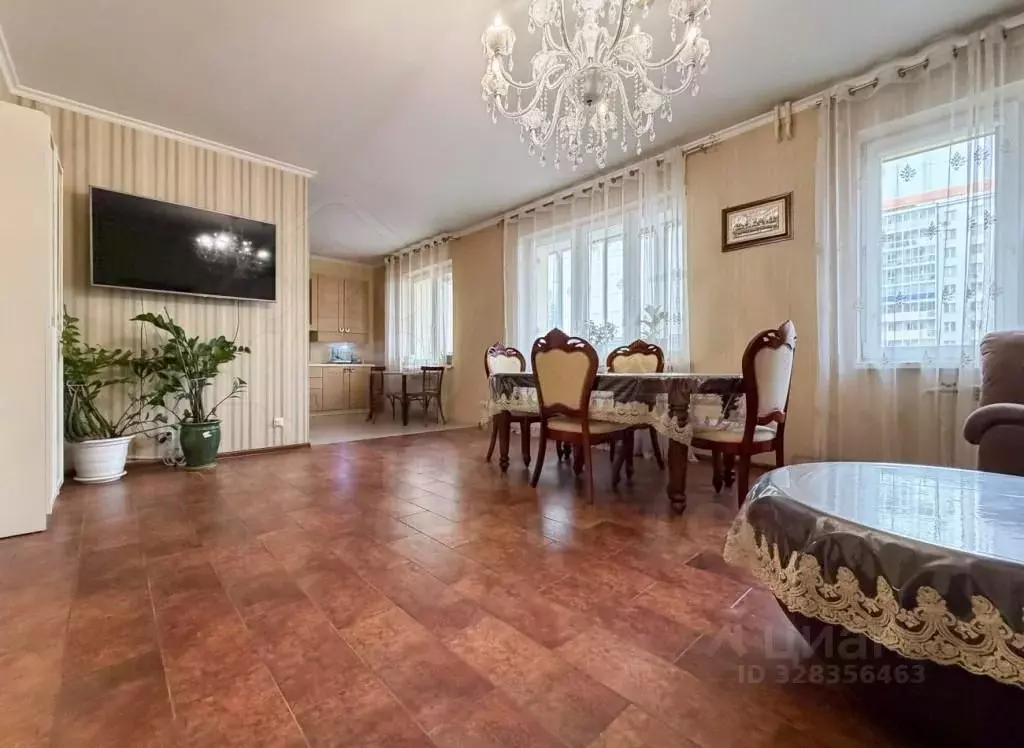 3-к кв. Иркутская область, Иркутск Байкальская ул., 202/14 (98.0 м) - Фото 1