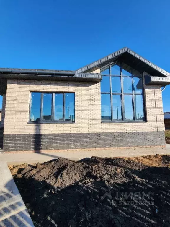 Дом в Татарстан, Тукаевский район, д. Азьмушкино ул. Хирурга Шакурова, ... - Фото 1