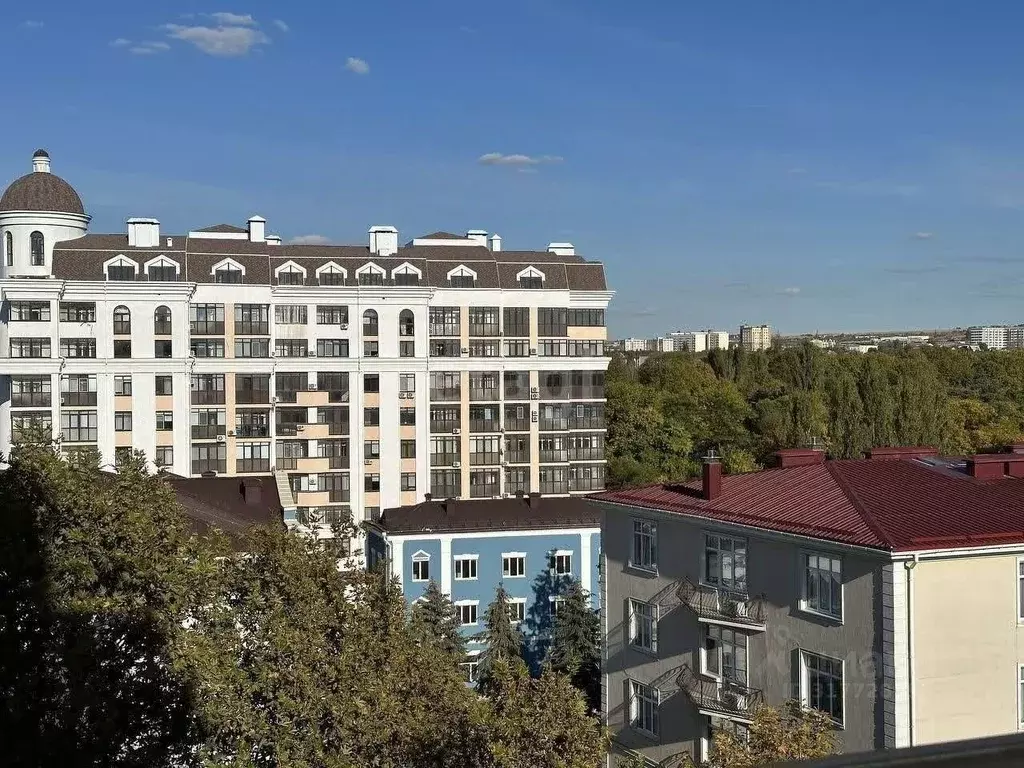 3-к кв. Крым, Симферополь просп. Кирова (125.6 м) - Фото 1