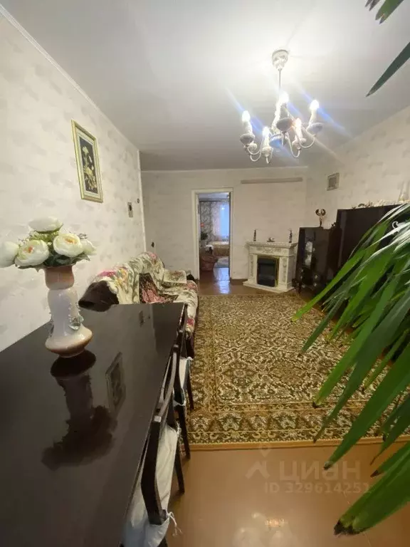 3-к кв. Свердловская область, Екатеринбург ул. Новаторов, 13 (60.4 м) - Фото 1