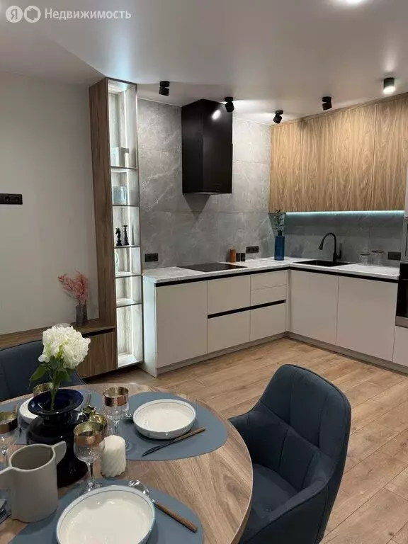 3-комнатная квартира: Киров, улица Героя Ивана Костина, 4 (65 м) - Фото 1