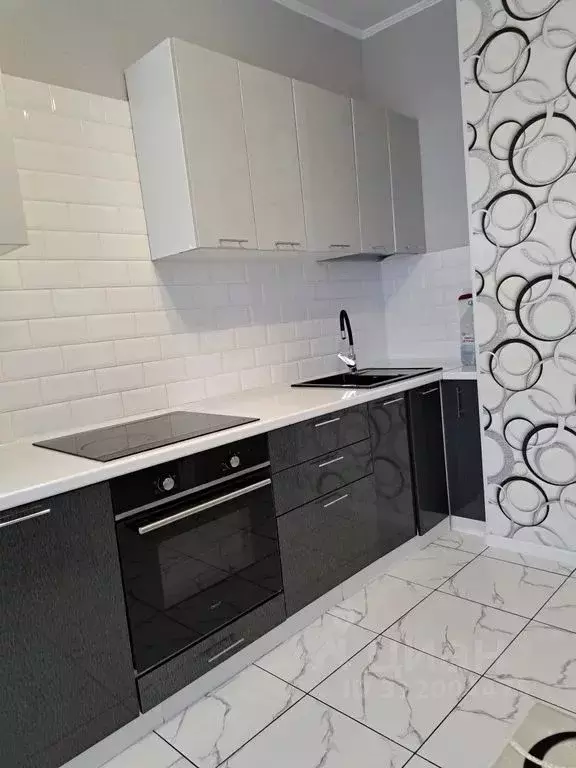 1-к кв. Ленинградская область, Кингисепп ул. Воровского, 50к3 (35.0 м) - Фото 2