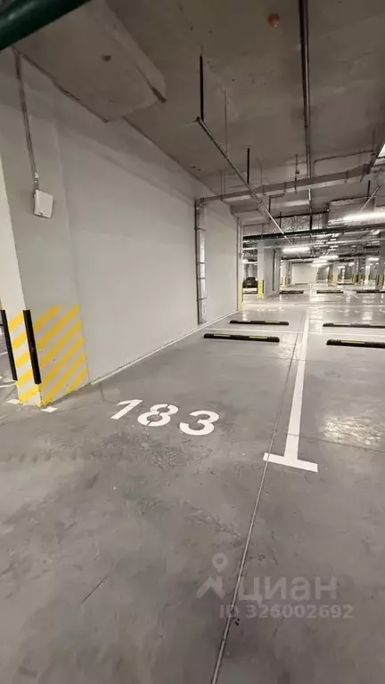 Гараж в Москва Новоостаповская ул., 7к1 (15 м) - Фото 1