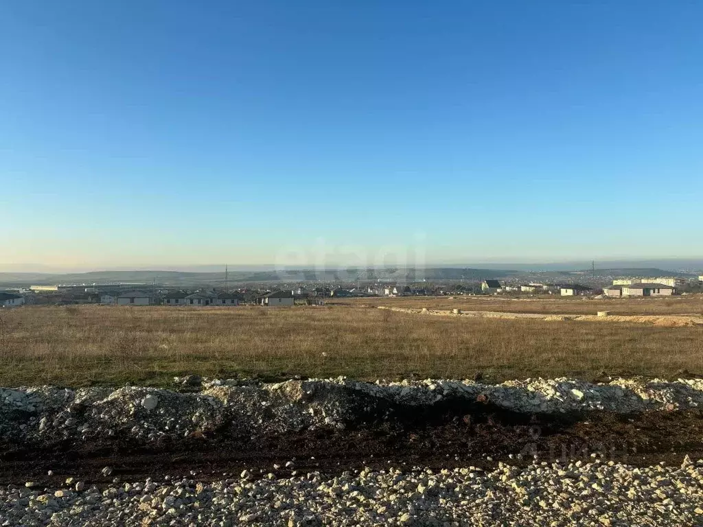 Участок в Крым, Симферопольский район, с. Чистенькое  (6.4 сот.) - Фото 1