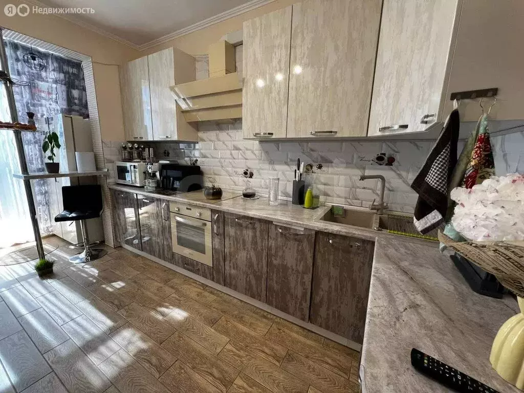 2-комнатная квартира: Мирное, улица Крымской Весны, 1к3 (56.6 м) - Фото 2