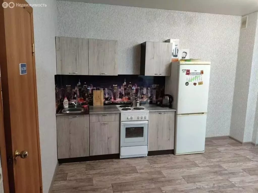 Квартира-студия: Бийск, Ленинградская улица, 38 (29.3 м) - Фото 2