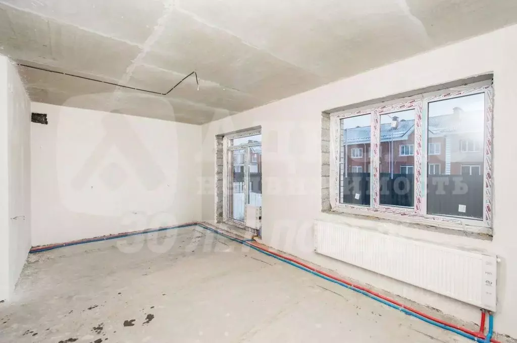 4-к кв. Тюменская область, Тюмень ул. Алексея Рогожина, 49 (104.9 м) - Фото 1