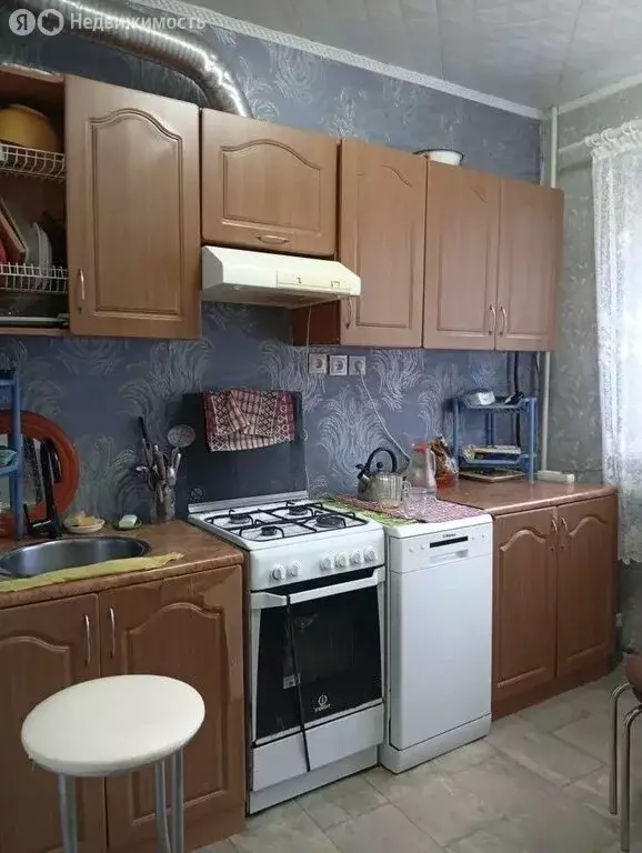 3-комнатная квартира: Калининград, улица Менделеева, 8 (65.8 м) - Фото 1