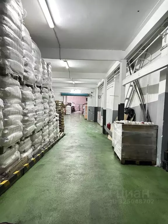 Производственное помещение в Санкт-Петербург дор. Нефтяная, 1 (3500 м) - Фото 1