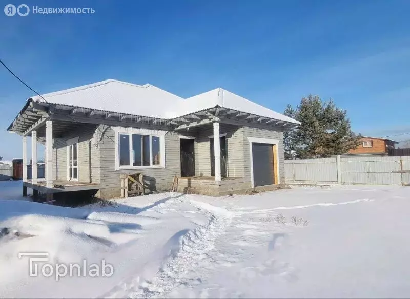 Дом в Баклашинское муниципальное образование, село Введенщина, ... - Фото 1