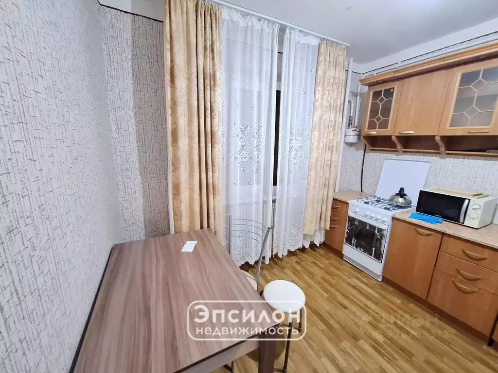 1-к кв. Курская область, Курск ул. Бойцов 9-й Дивизии, 199А (37.0 м) - Фото 2