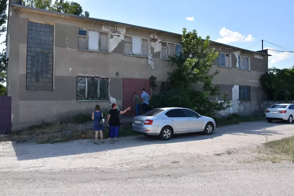 Помещение свободного назначения в Крым, Красноперекопск ул. ... - Фото 1