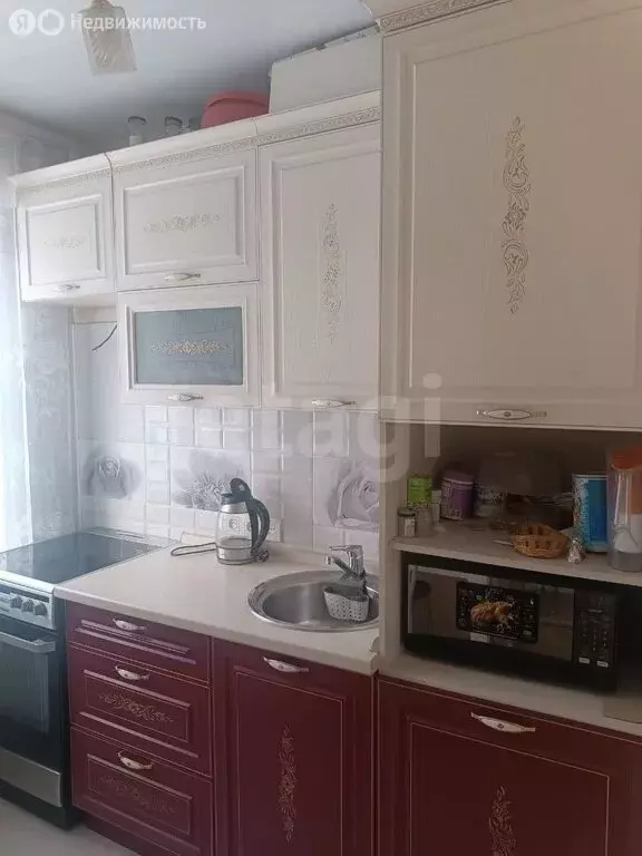 3-комнатная квартира: Черногорск, улица Калинина, 11 (60.9 м) - Фото 2