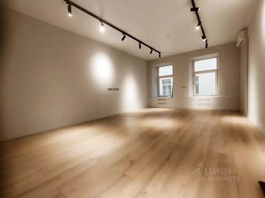 Офис в Москва Большой Козихинский пер., 22С1 (27 м) - Фото 1