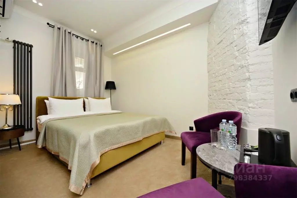 Комната Москва ул. Петровка, 17С1 (10.0 м) - Фото 1