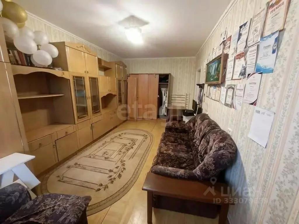 2-к кв. Белгородская область, Белгород ул. Щорса, 45а (50.4 м) - Фото 1