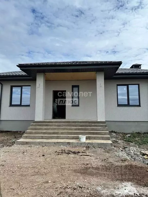 Дом в Башкортостан, Октябрьский Кооперативная ул. (100 м) - Фото 0