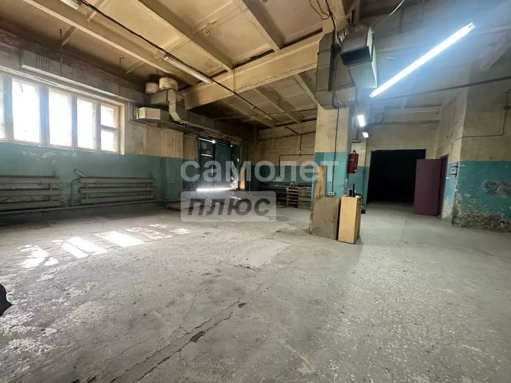 Производственное помещение в Тюменская область, Тюмень ул. ... - Фото 1