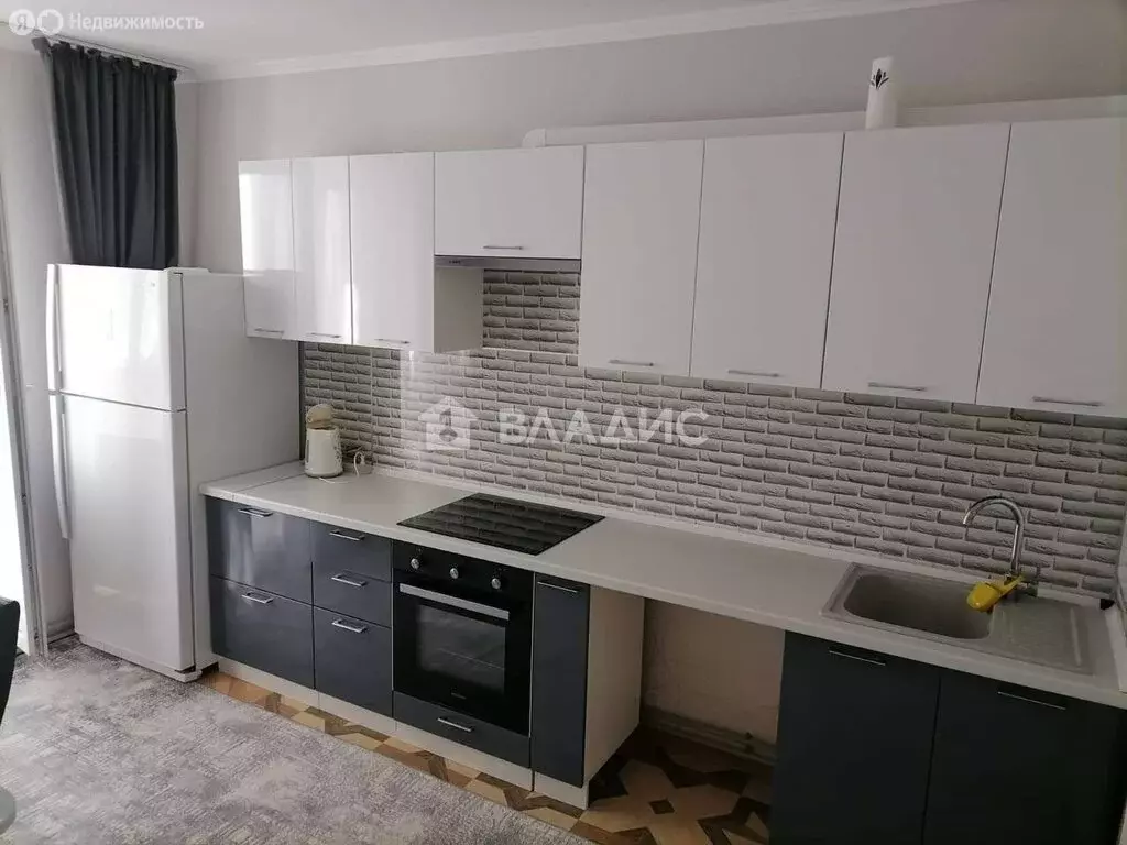 1-комнатная квартира: Белгород, улица Шаландина, 1 (45.7 м) - Фото 0