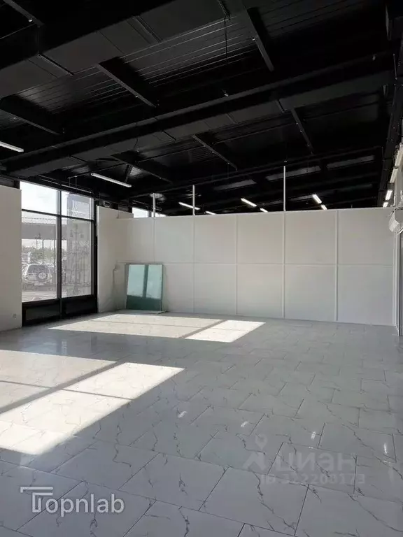 Торговая площадь в Санкт-Петербург пос. Парголово, ул. Михаила Дудина, ... - Фото 1